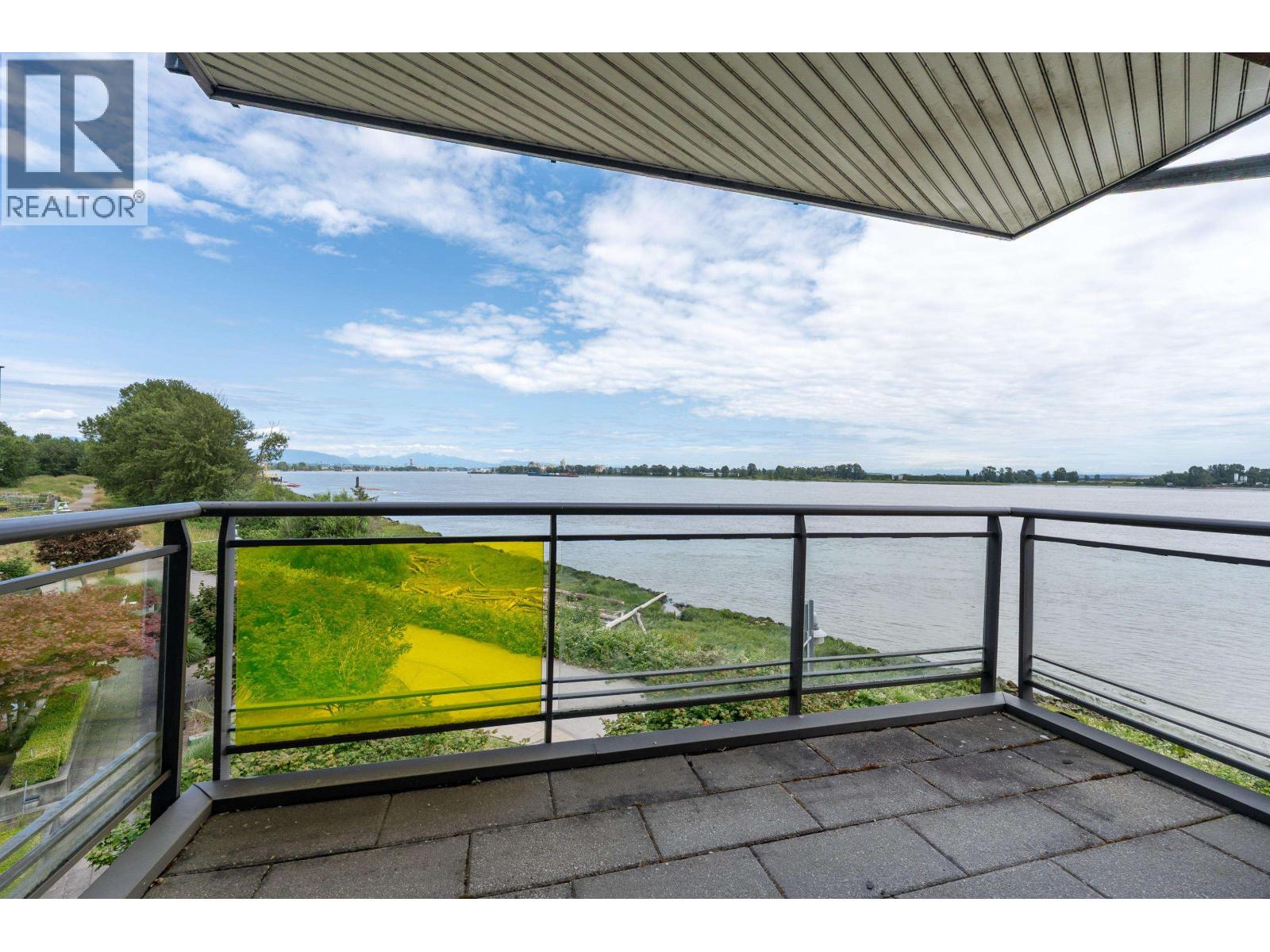#311-14300 RIVERPORT Way, Richmond