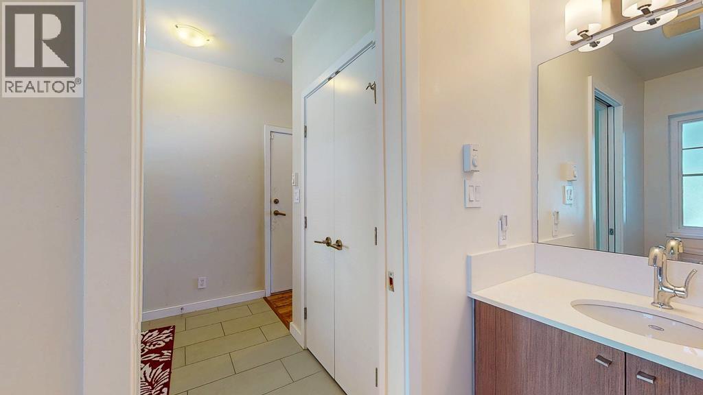 5993 BEACHGATE LANE, Sechelt