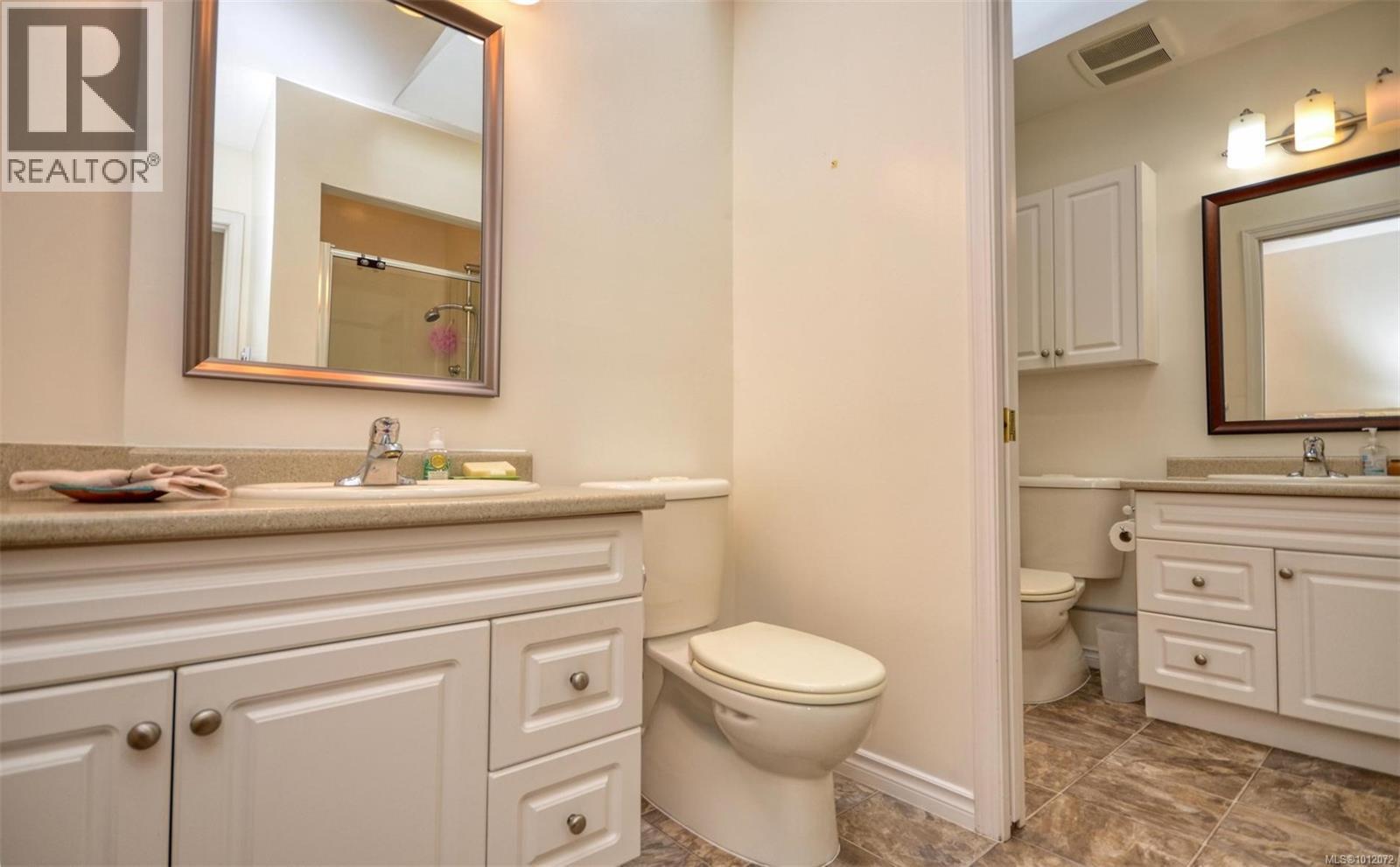 7 5156 Cordova Bay Rd, Saanich