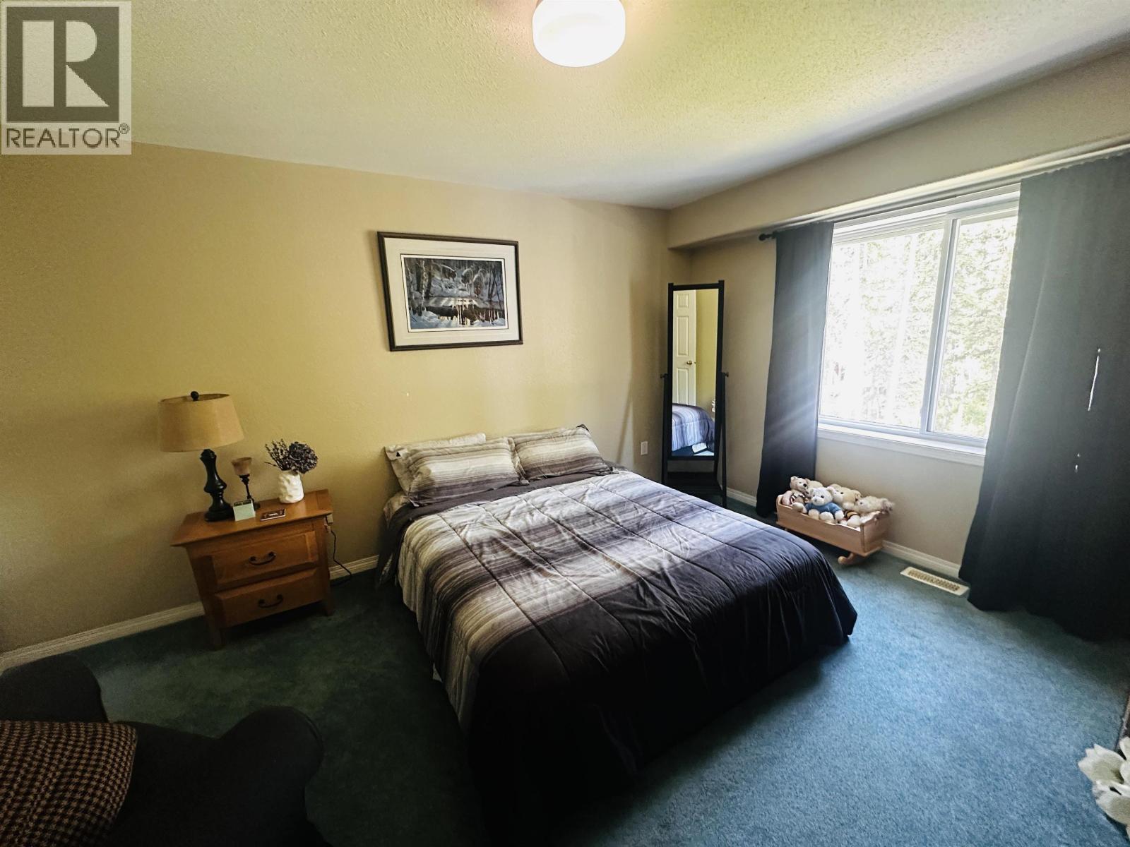 585 5TH Avenue, Burns Lake