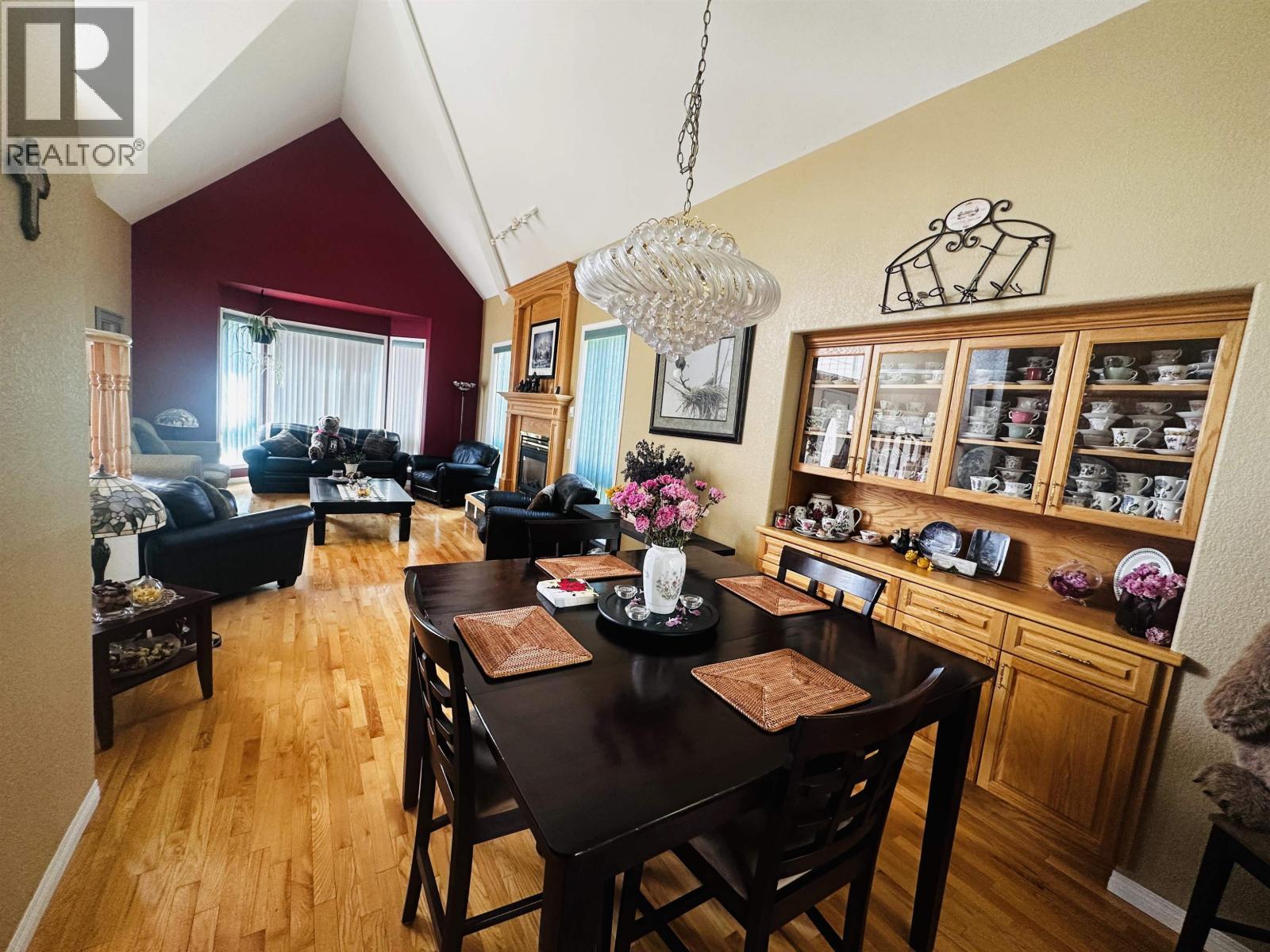 585 5TH Avenue, Burns Lake