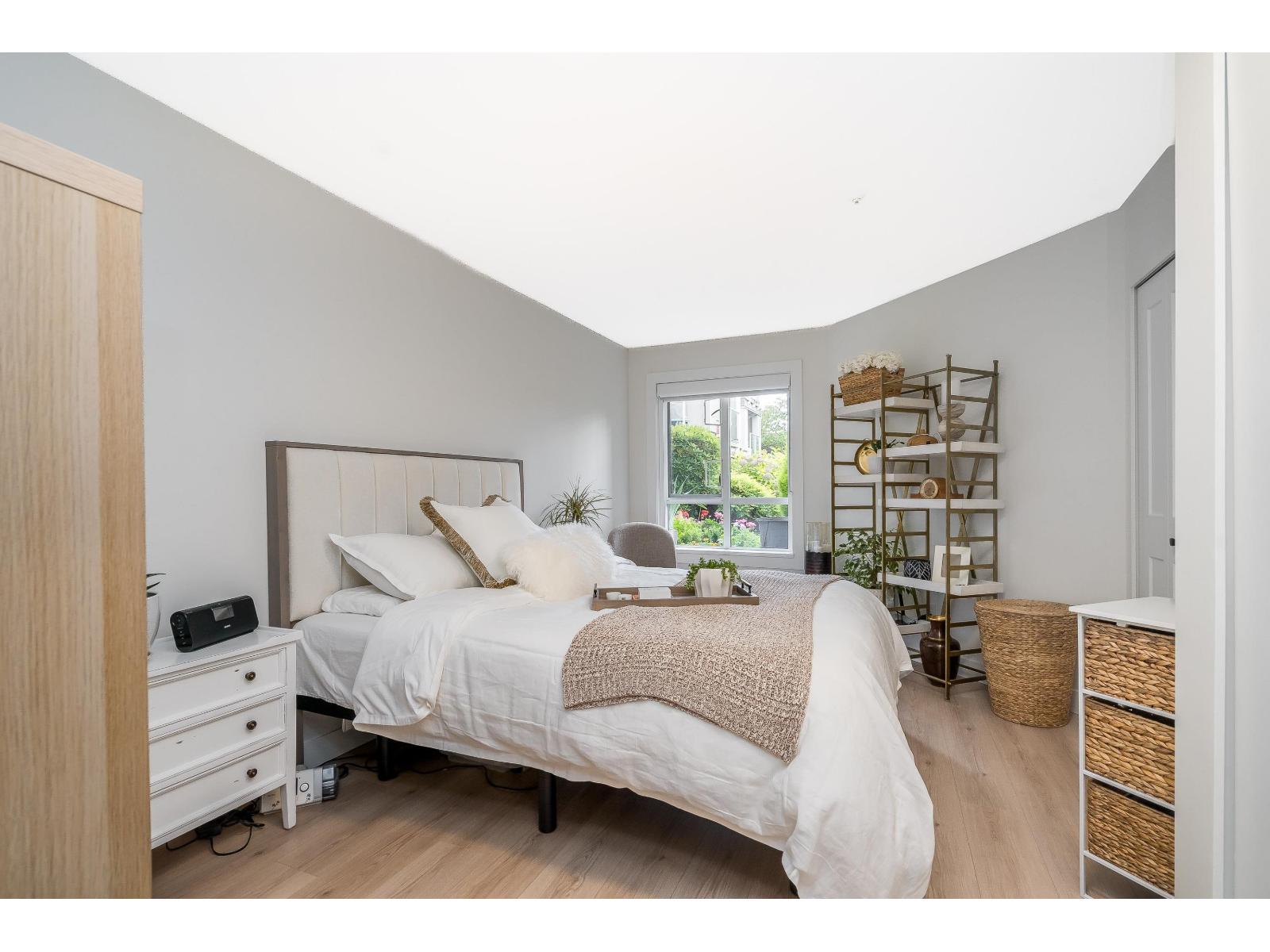 102 20448 PARK AVENUE, Langley