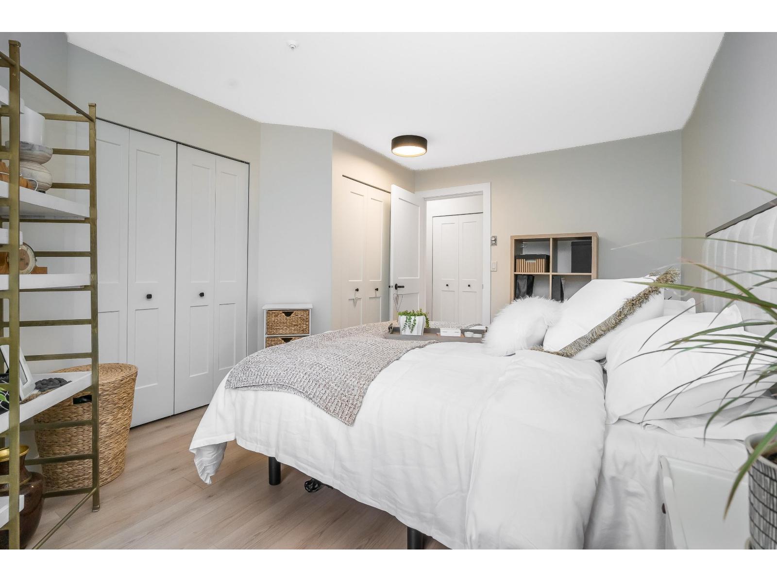 102 20448 PARK AVENUE, Langley