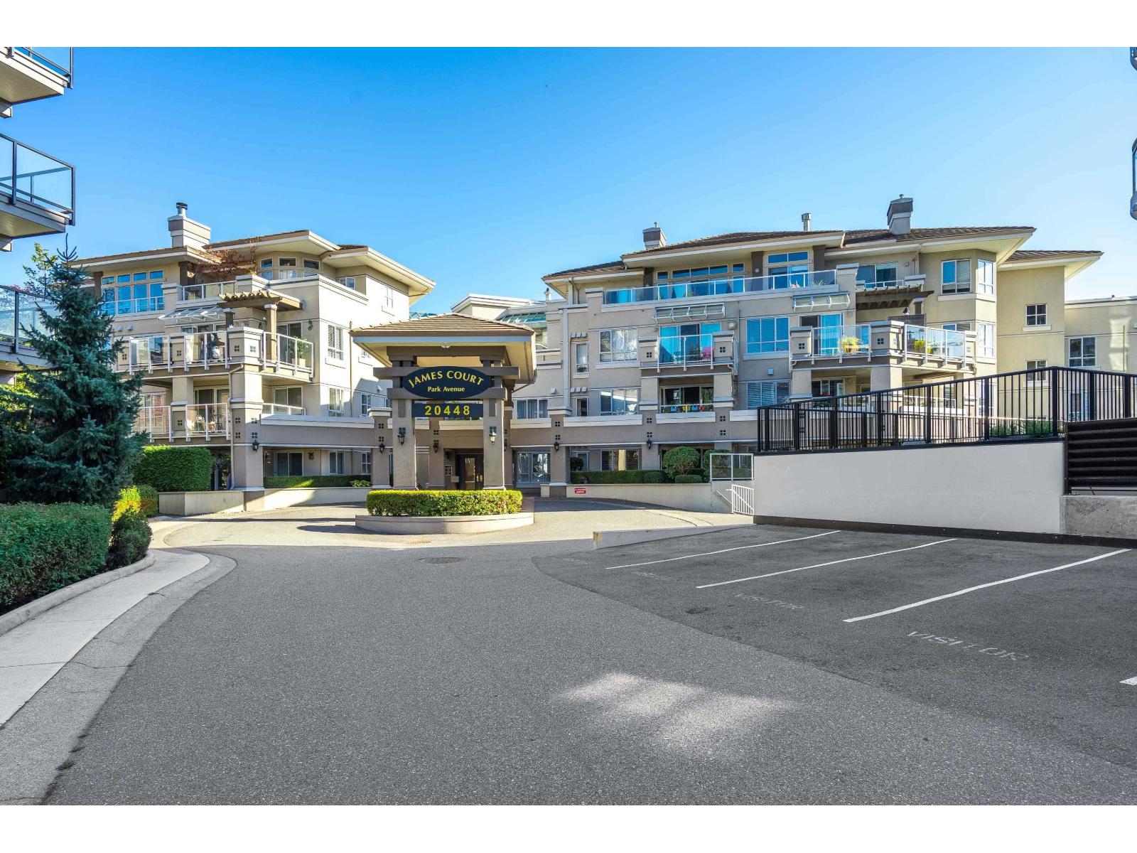 102 20448 PARK AVENUE, Langley