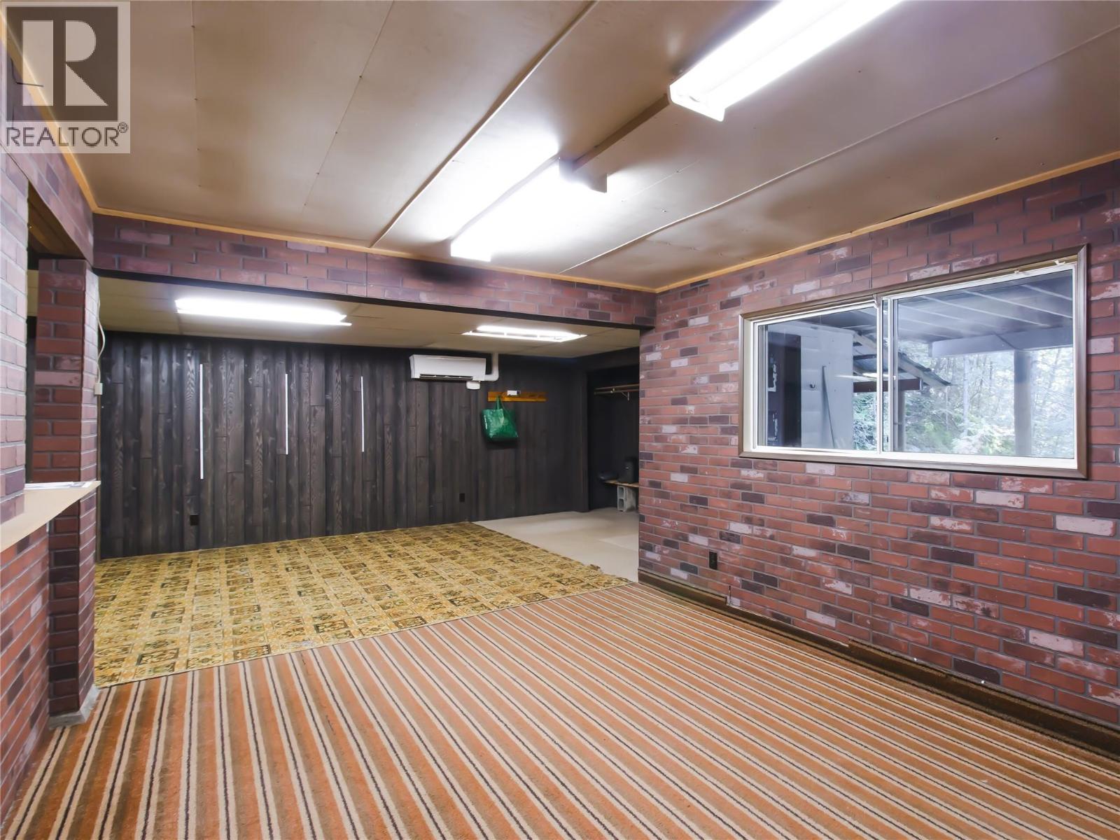 8043 97A Highway, Mara