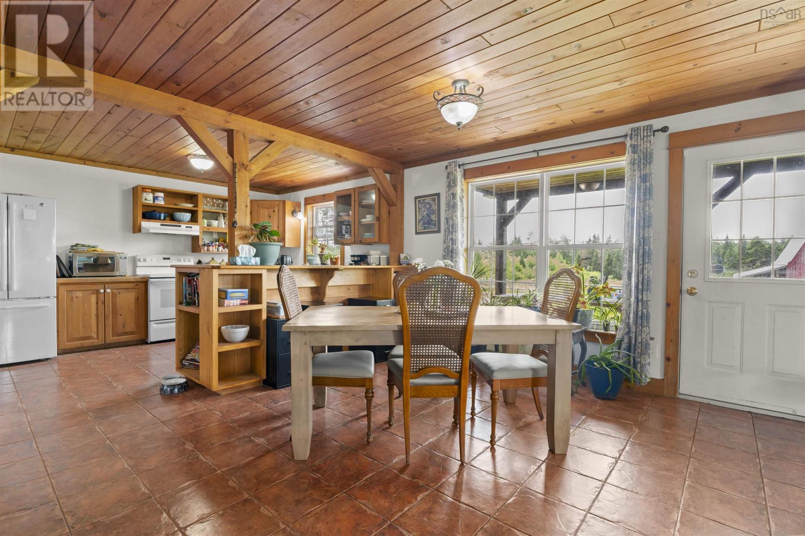 Property 5 of 51 of 1625 Station Road