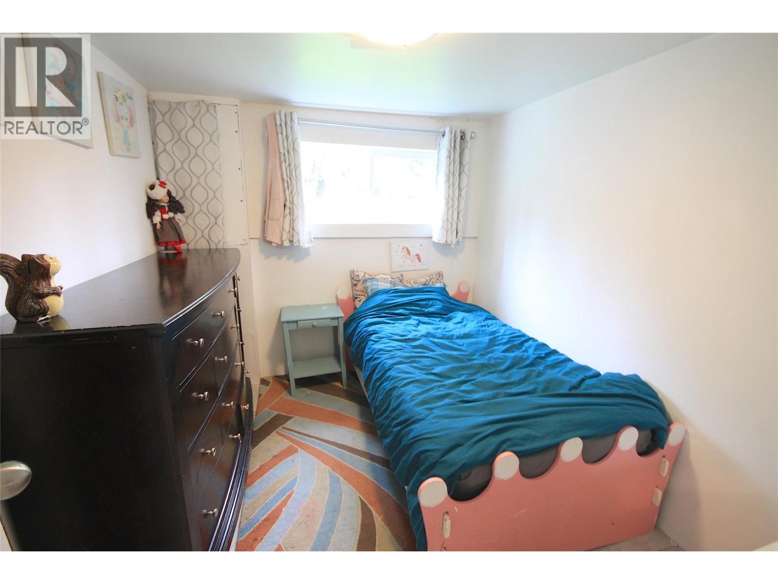 3194 Creighton Valley Road, Cherryville