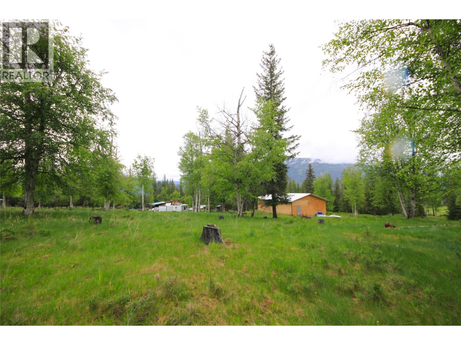 3194 Creighton Valley Road, Cherryville