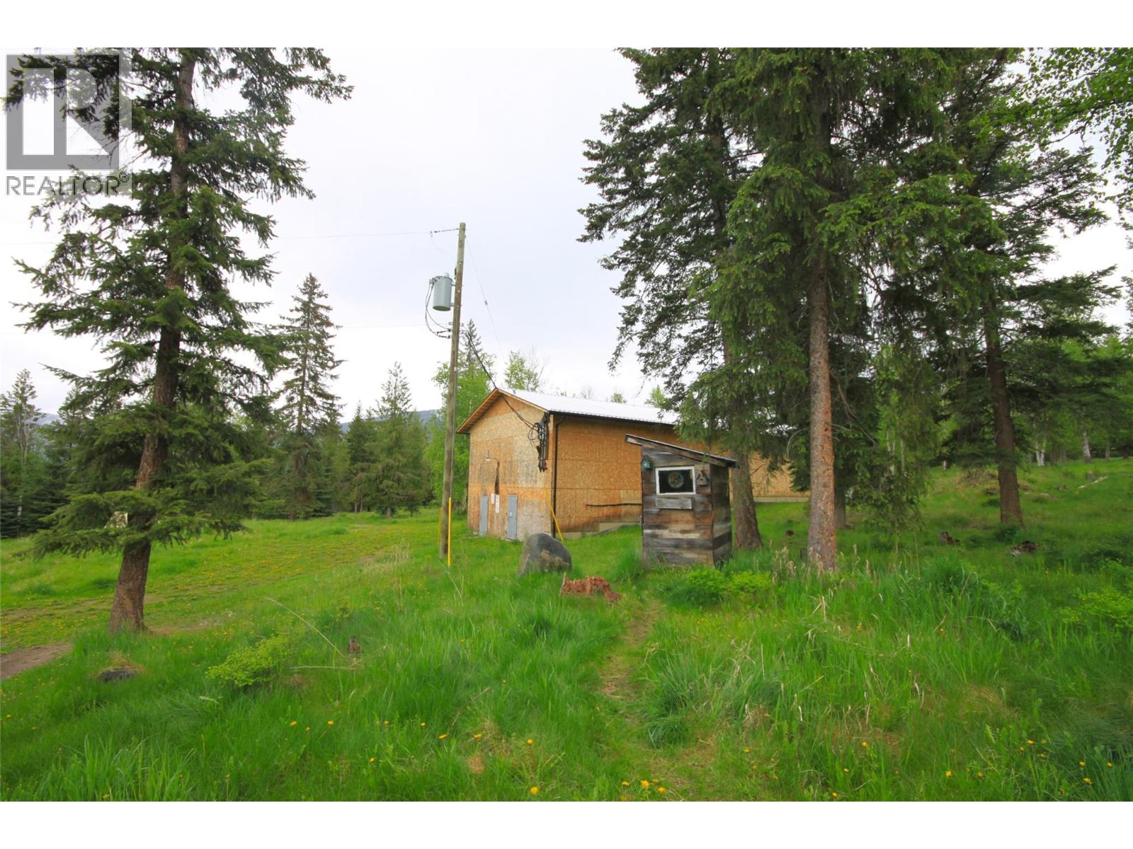 3194 Creighton Valley Road, Cherryville