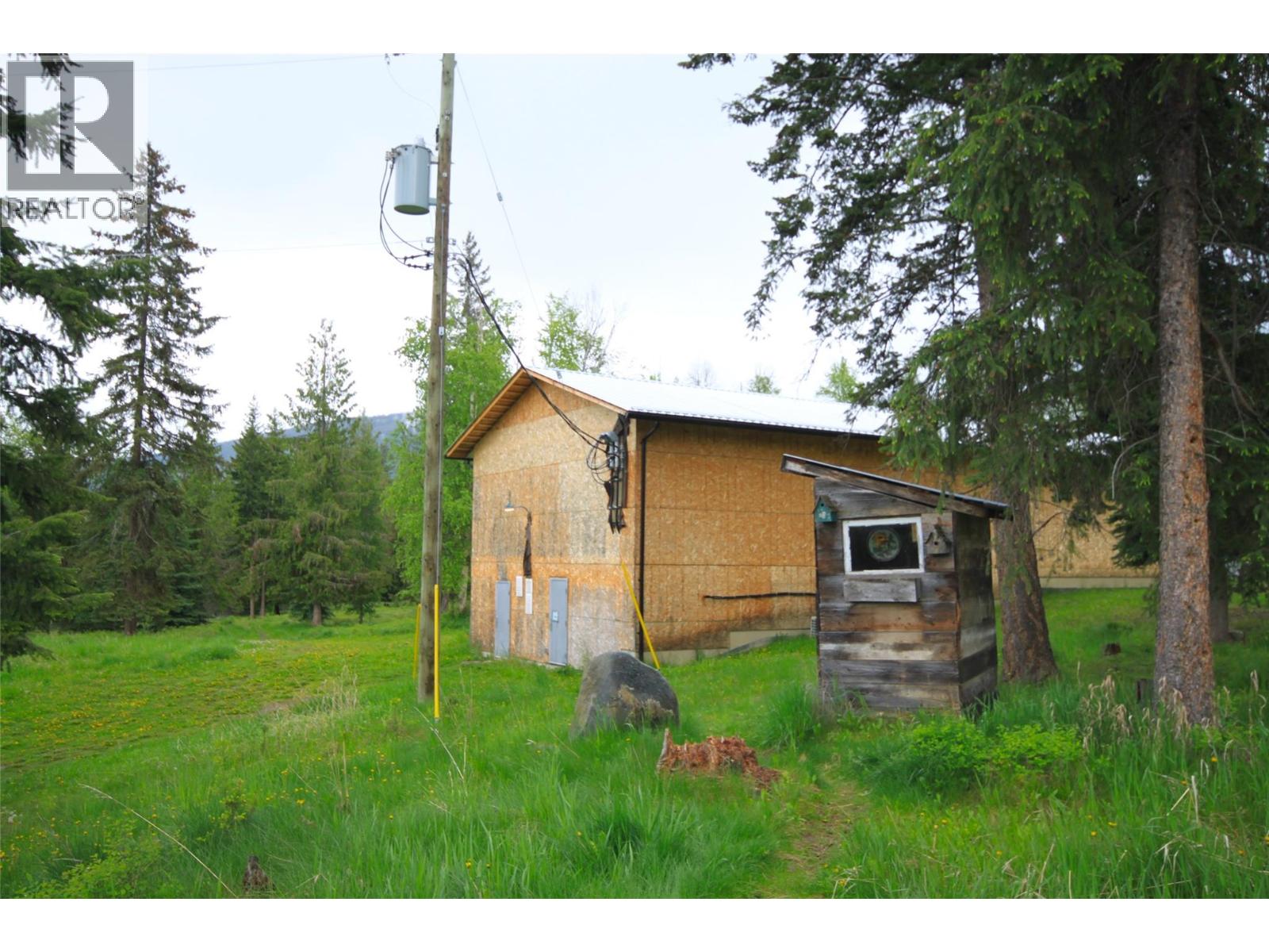 3194 Creighton Valley Road, Cherryville