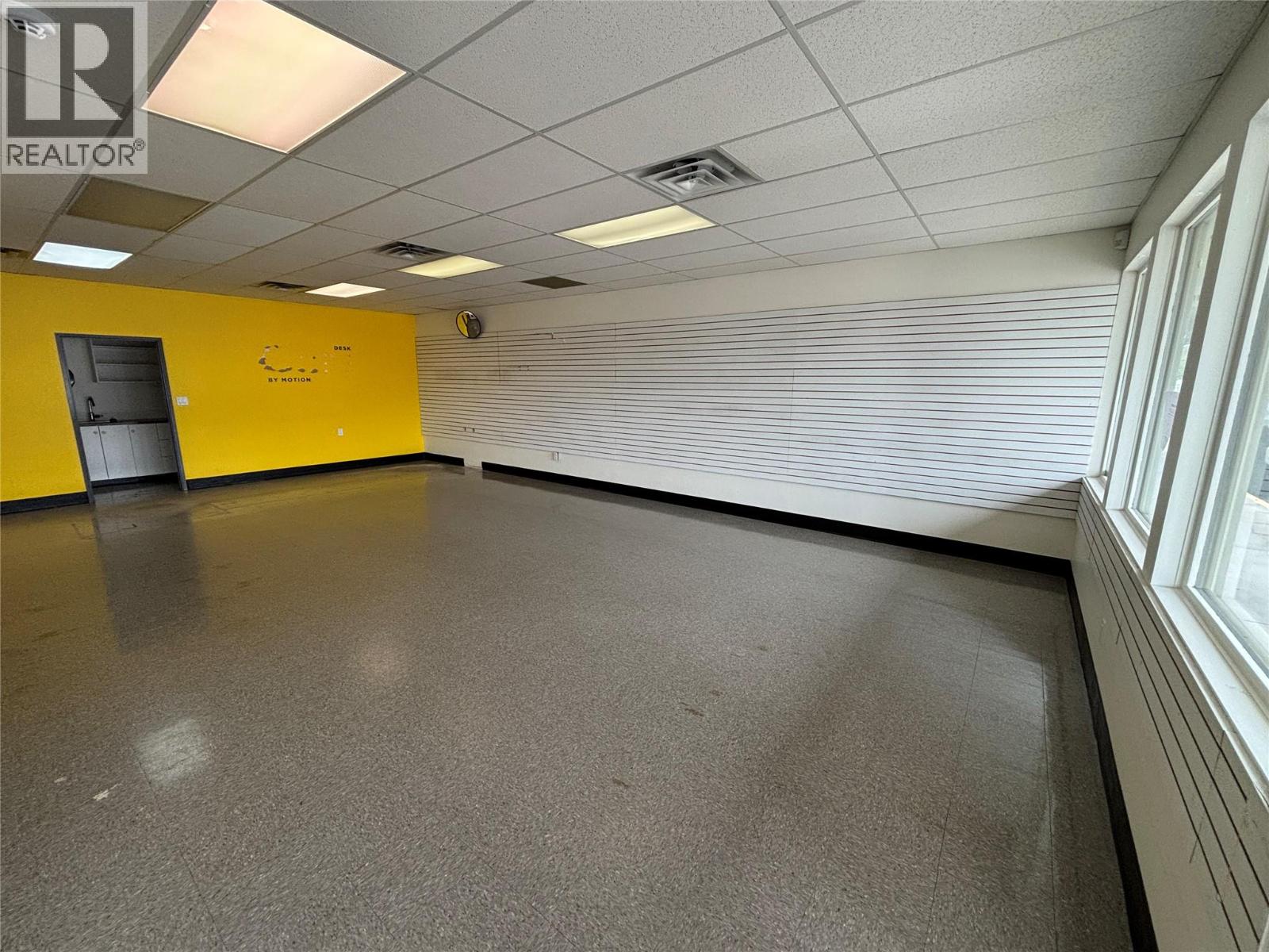 3 3100 35th Street, Vernon