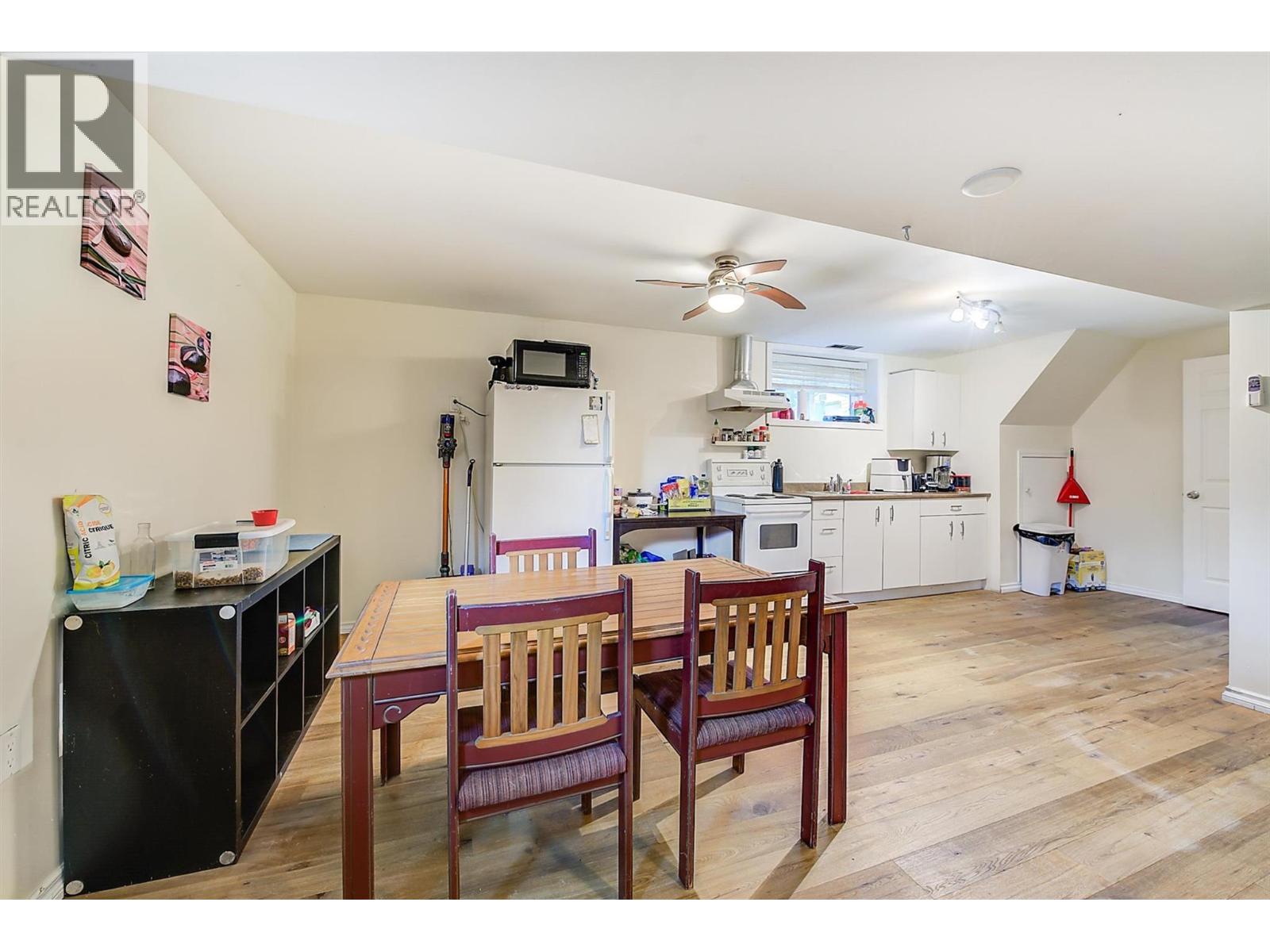  184 Snowsell Street North, Kelowna