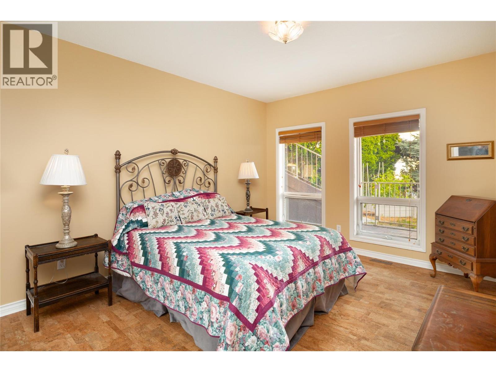  925 Westpoint Place, Kelowna