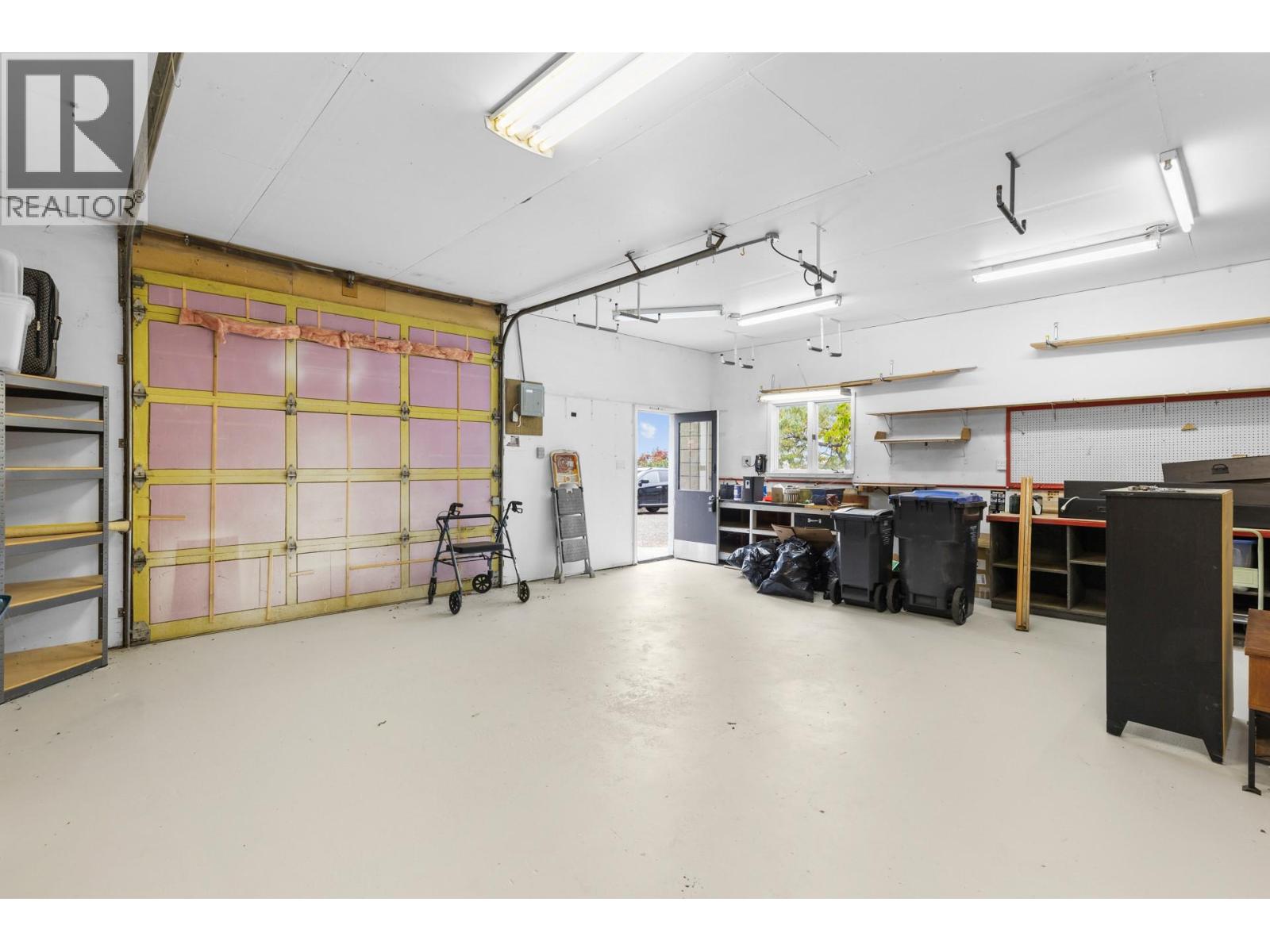  4188 6 Avenue, Peachland