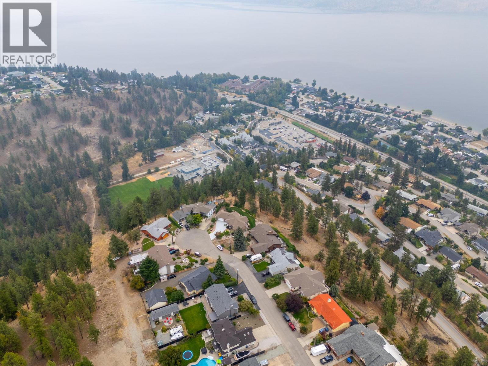  4188 6 Avenue, Peachland