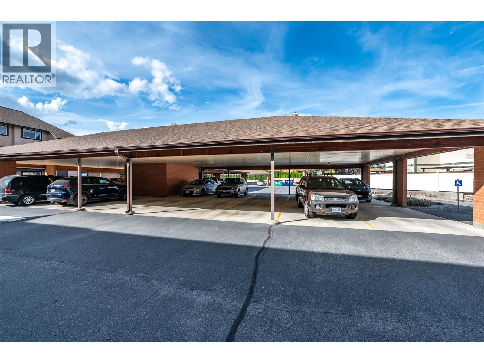337 MCKINNEY Road Unit# 104, Oliver