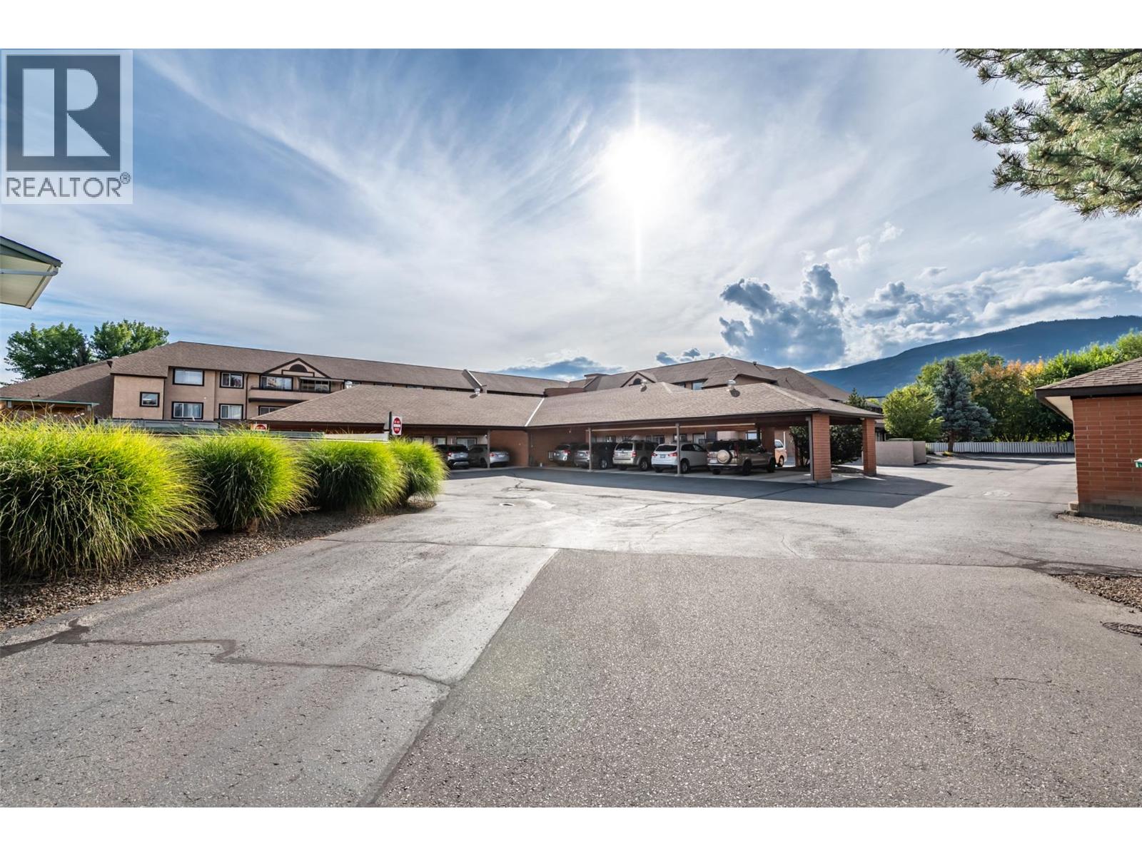 337 MCKINNEY Road Unit# 104, Oliver