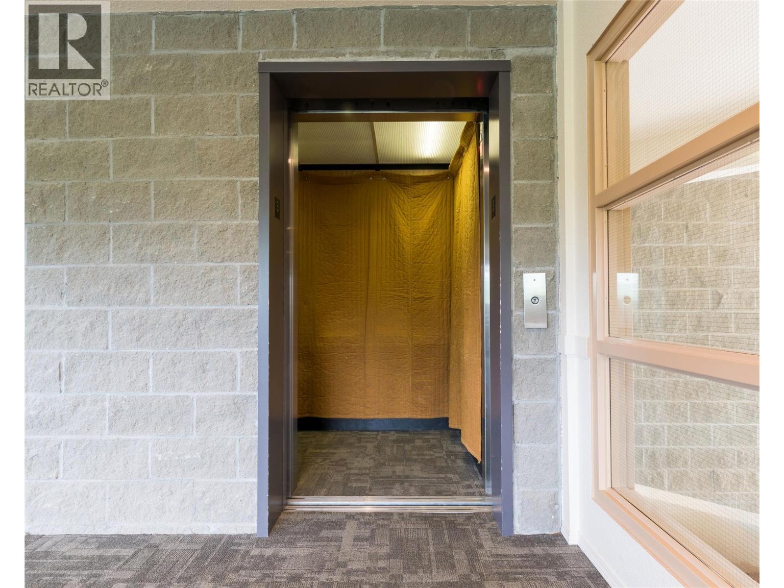 337 MCKINNEY Road Unit# 104, Oliver