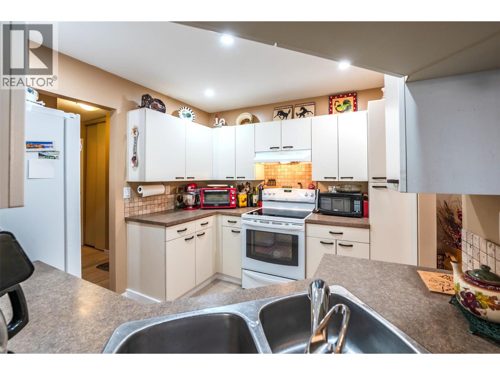 337 MCKINNEY Road Unit# 104, Oliver