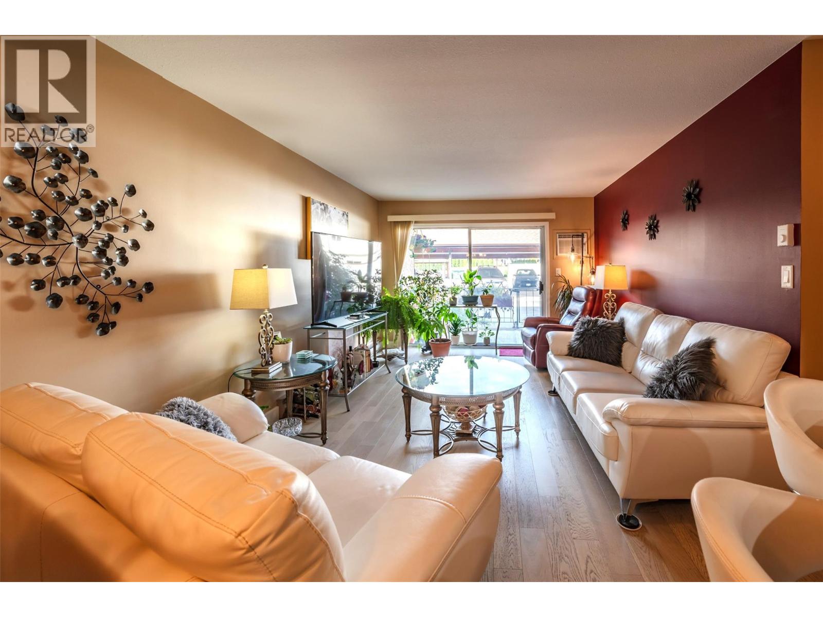 337 MCKINNEY Road Unit# 104, Oliver