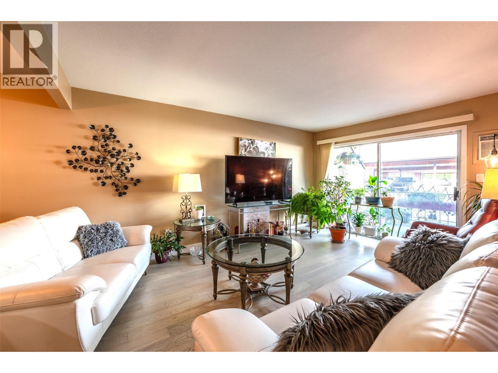 337 MCKINNEY Road Unit# 104, Oliver