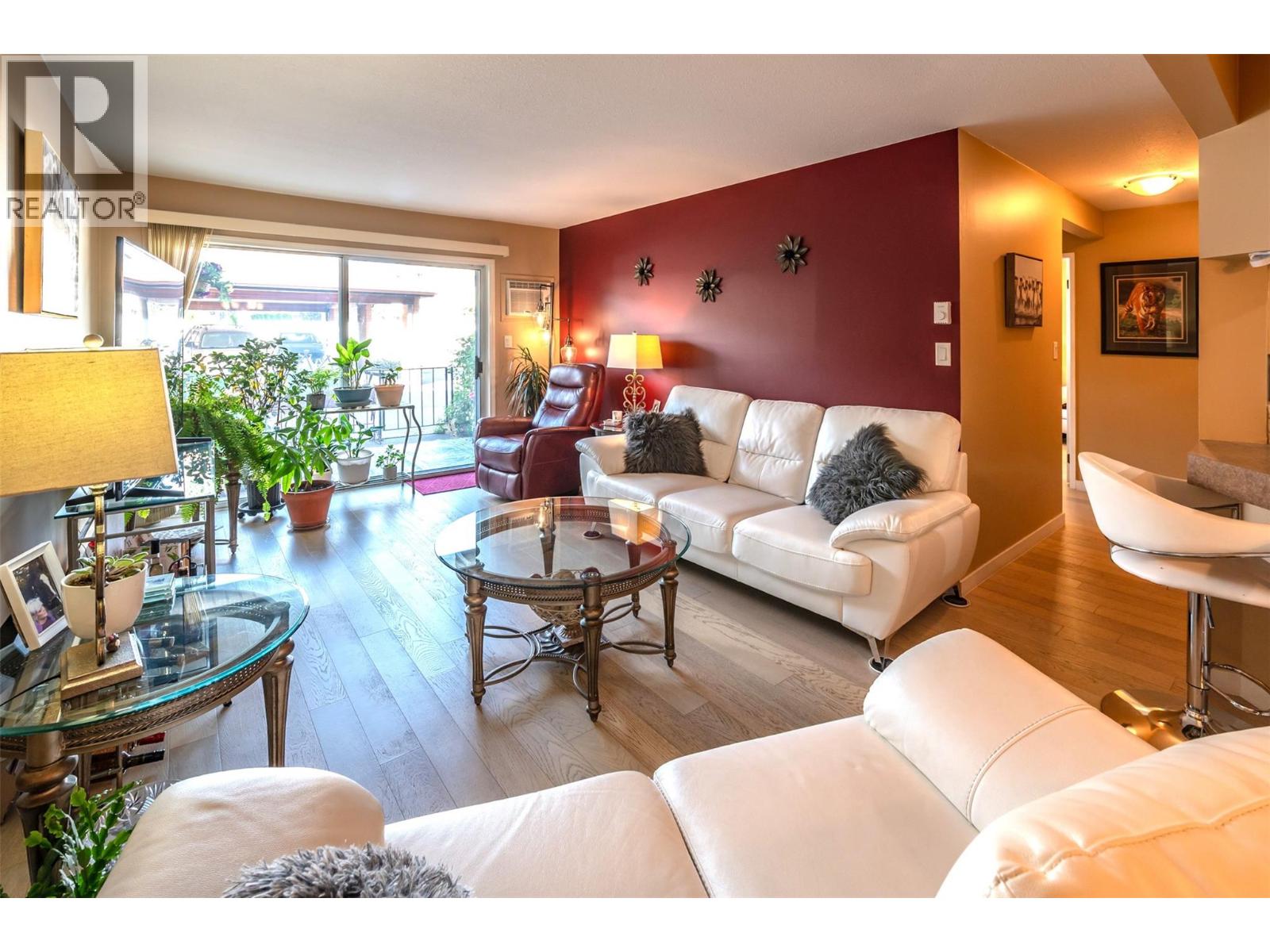 337 MCKINNEY Road Unit# 104, Oliver