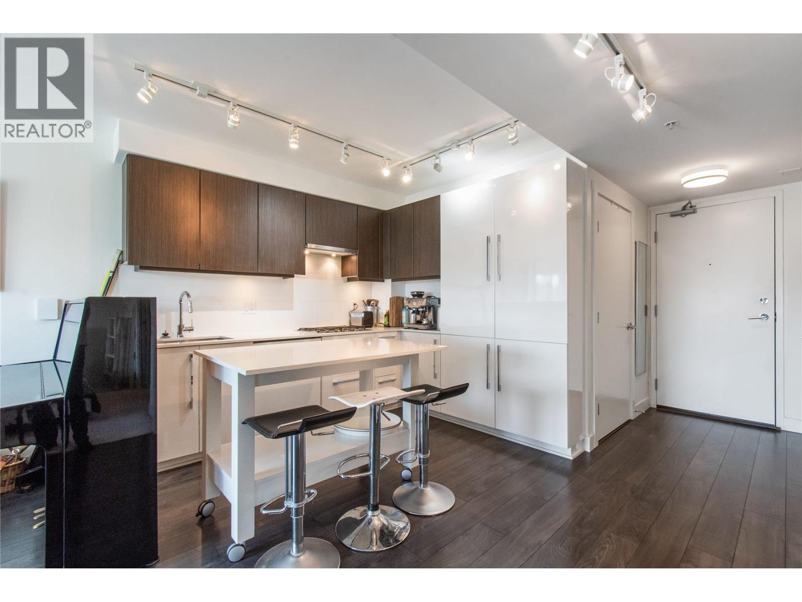 1306 188 AGNES STREET, New Westminster