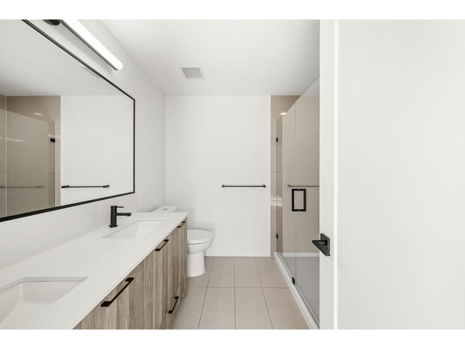 504 8353 200A STREET, Langley