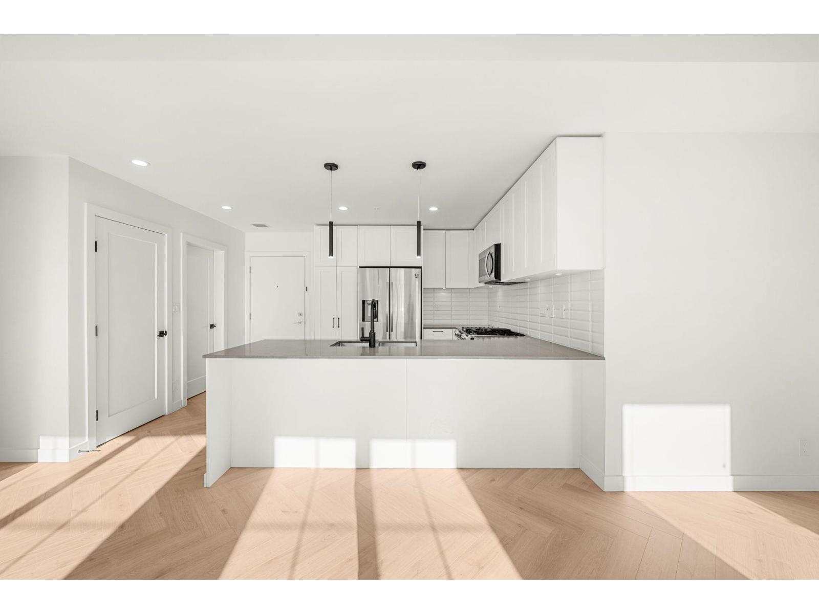 504 8353 200A STREET, Langley