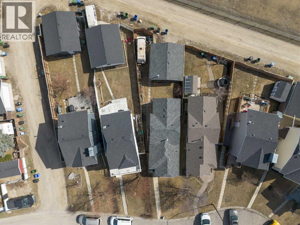 Single Family House 4 Level for Sale in  Martinridge Place NE Martindale Calgary 