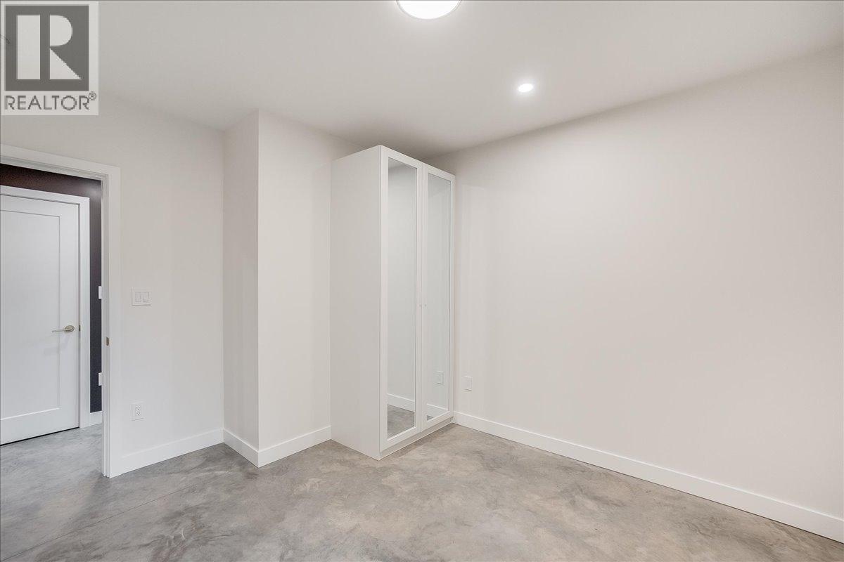 616 RICHARDS Street Unit# A, Nelson