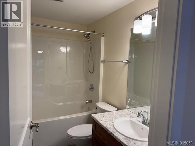 1702 Country Rd, Qualicum Beach