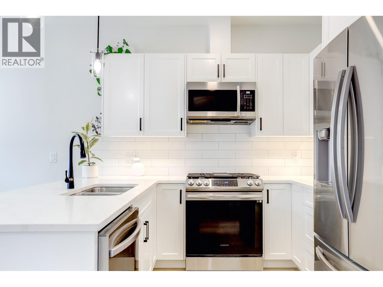 11 1999 15 Avenue, Vernon