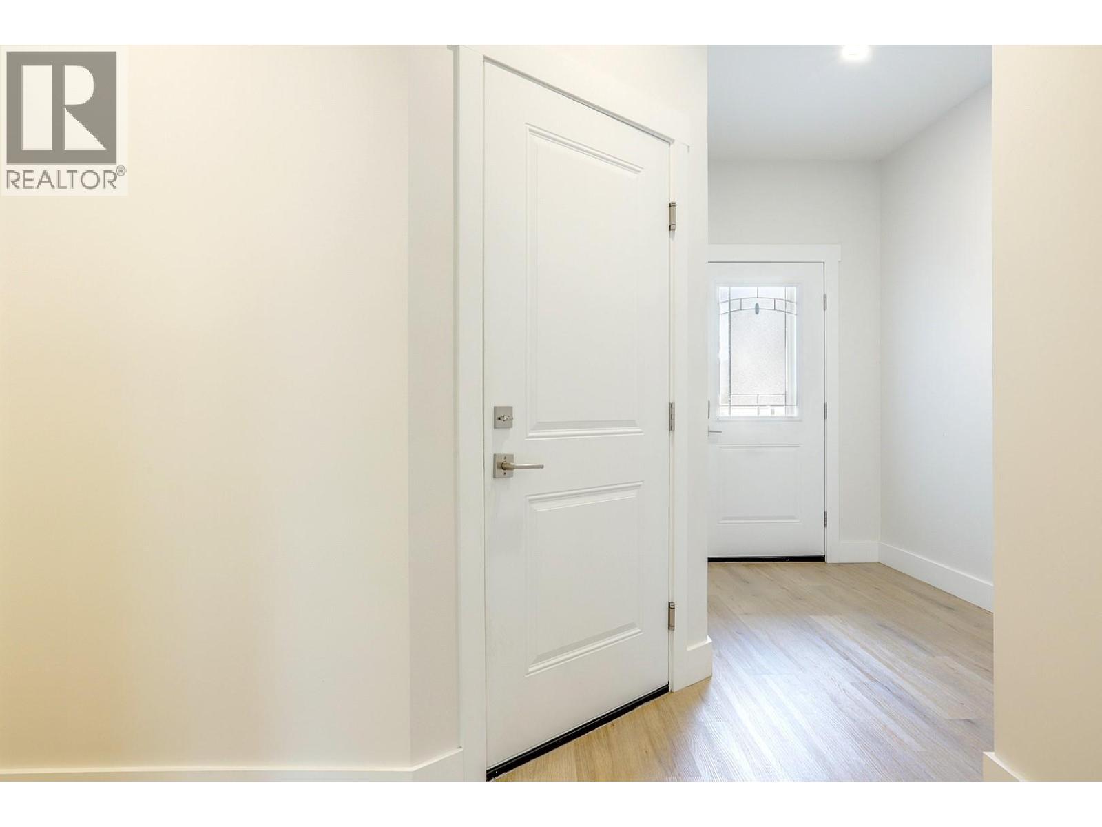11 1999 15 Avenue, Vernon