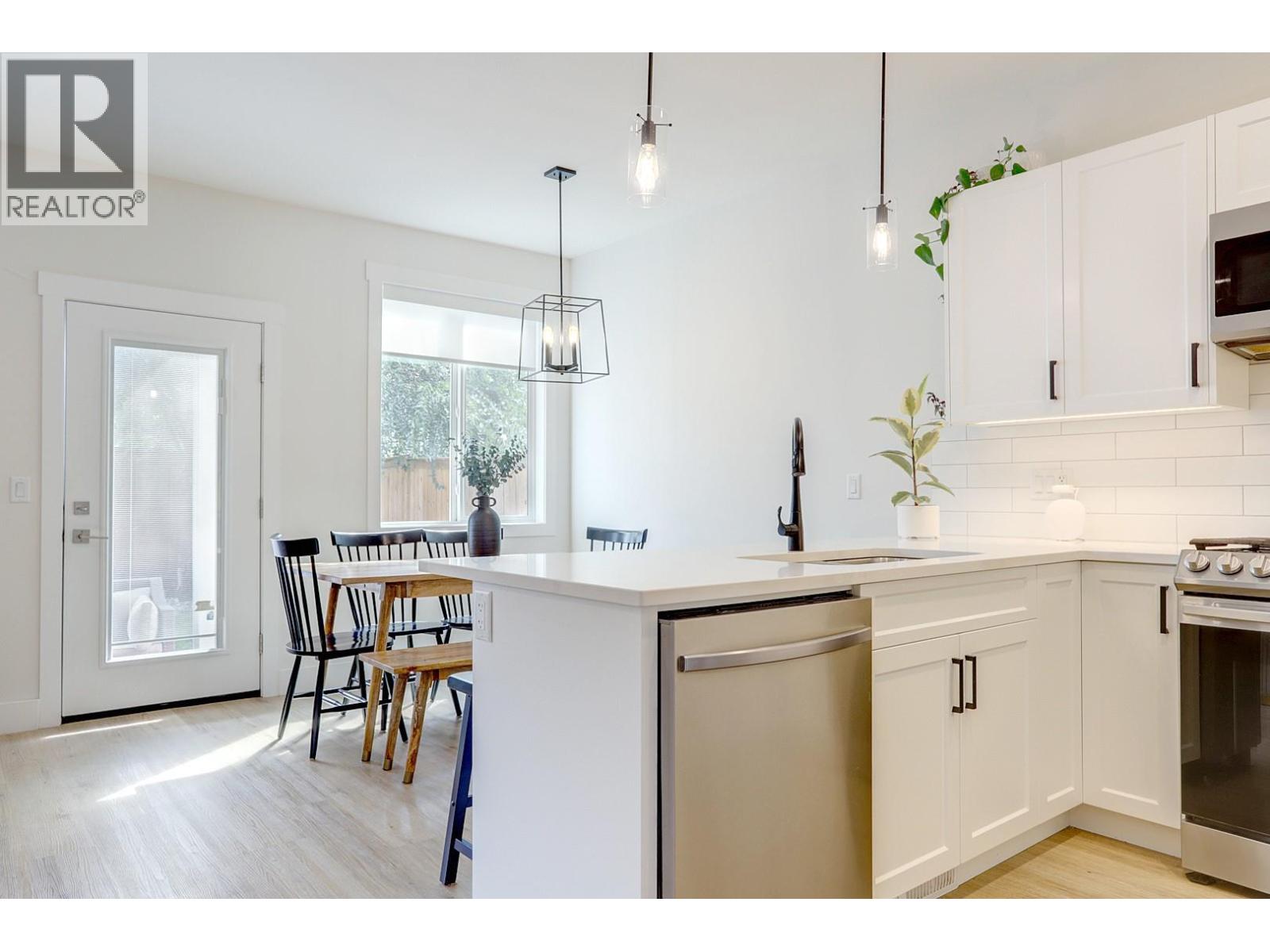 11 1999 15 Avenue, Vernon