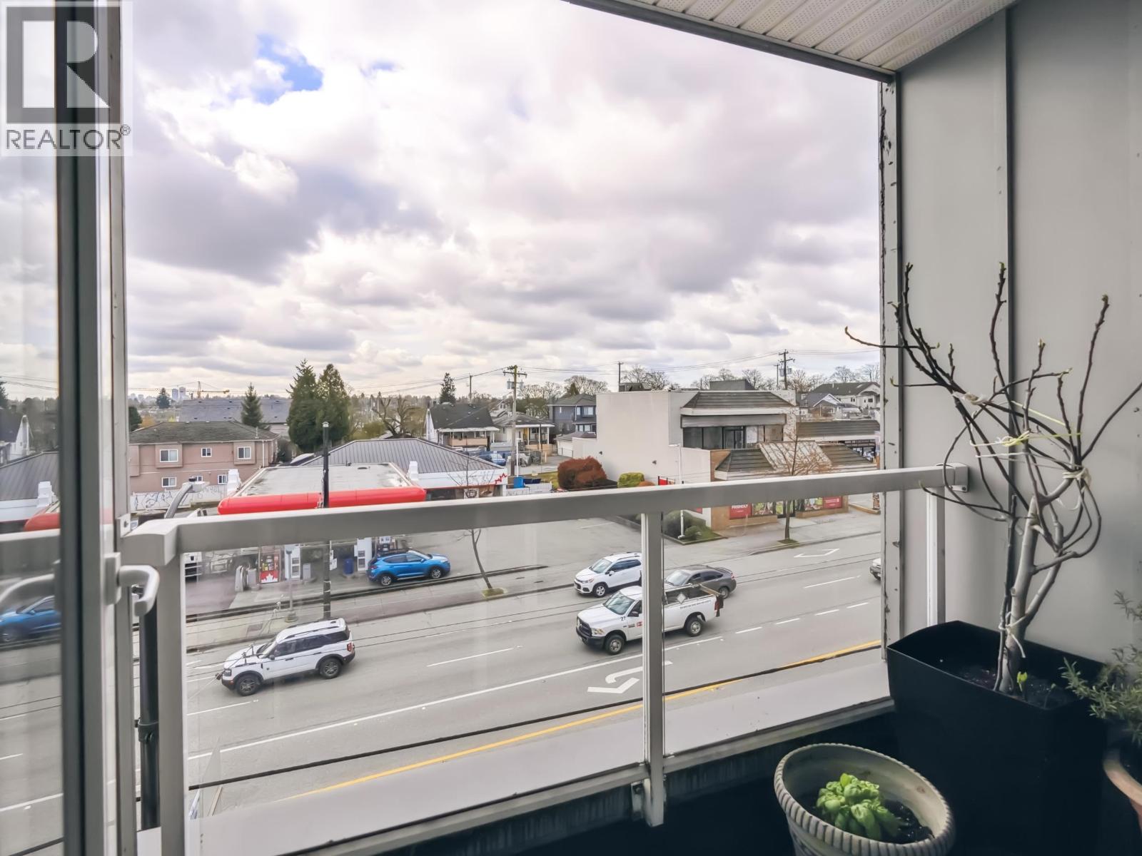 416 2891 E HASTINGS STREET, Vancouver
