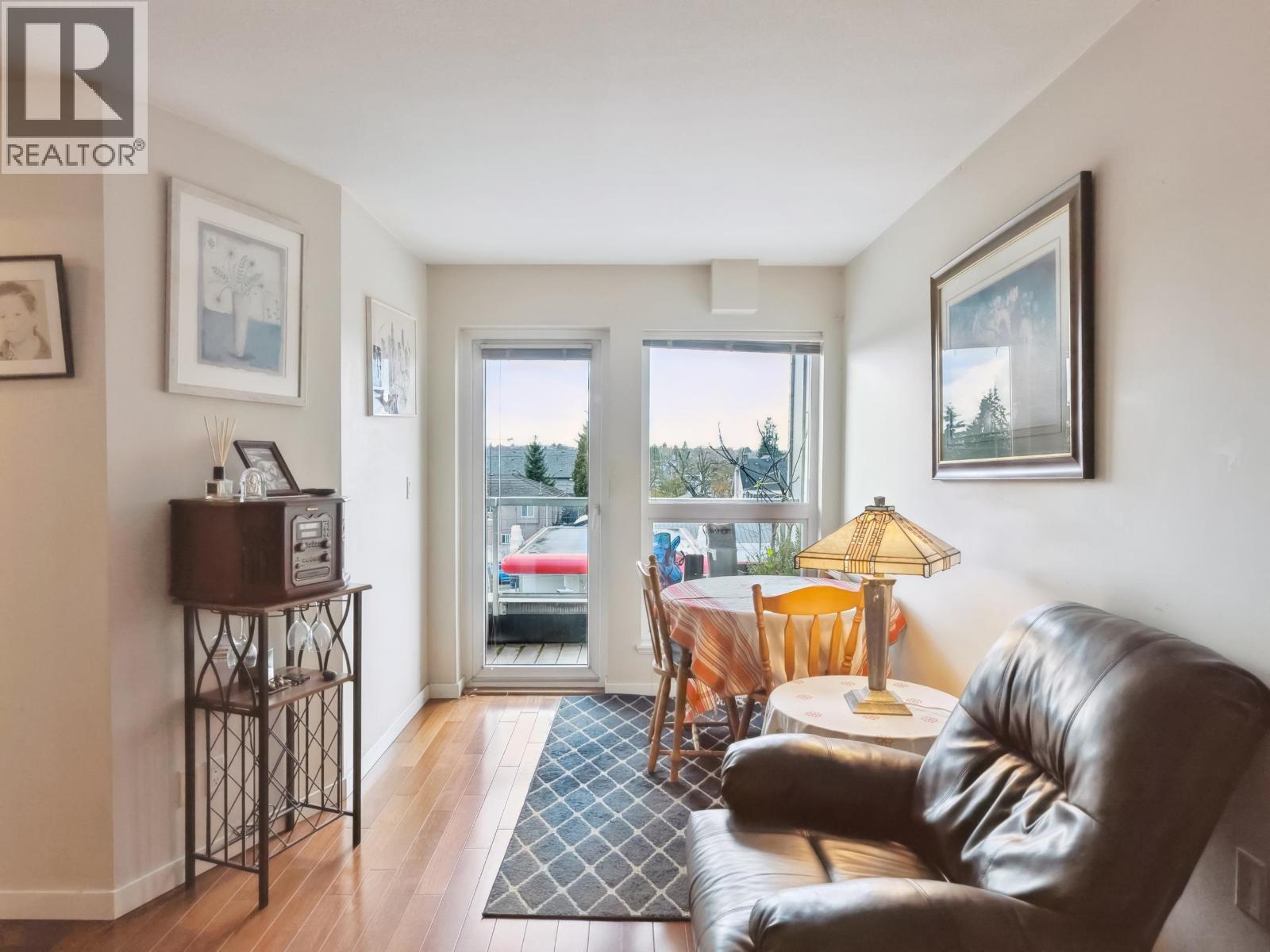 416 2891 E HASTINGS STREET, Vancouver