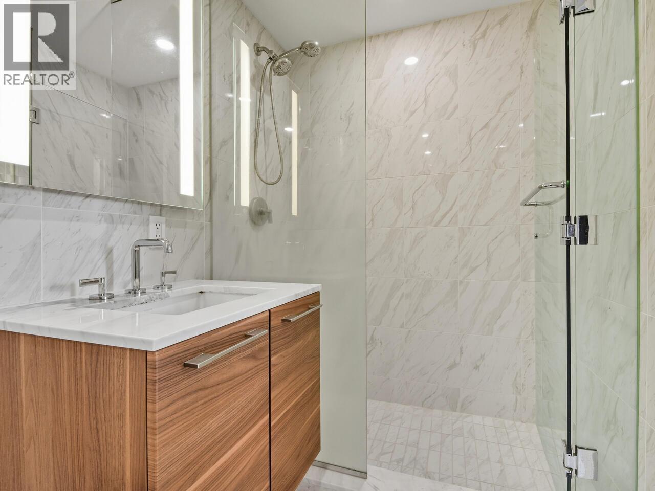 702 8488 CORNISH STREET, Vancouver