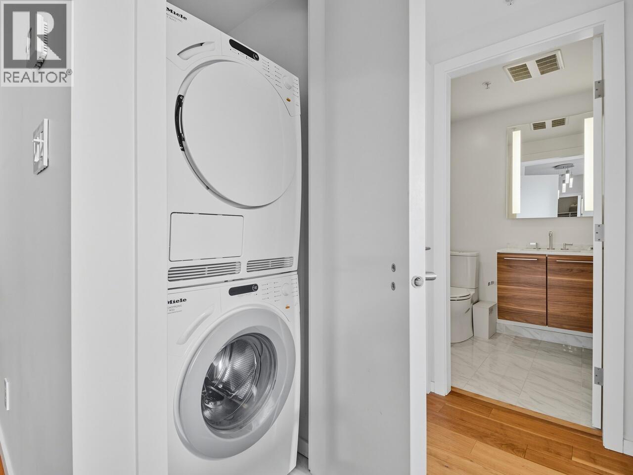 702 8488 CORNISH STREET, Vancouver