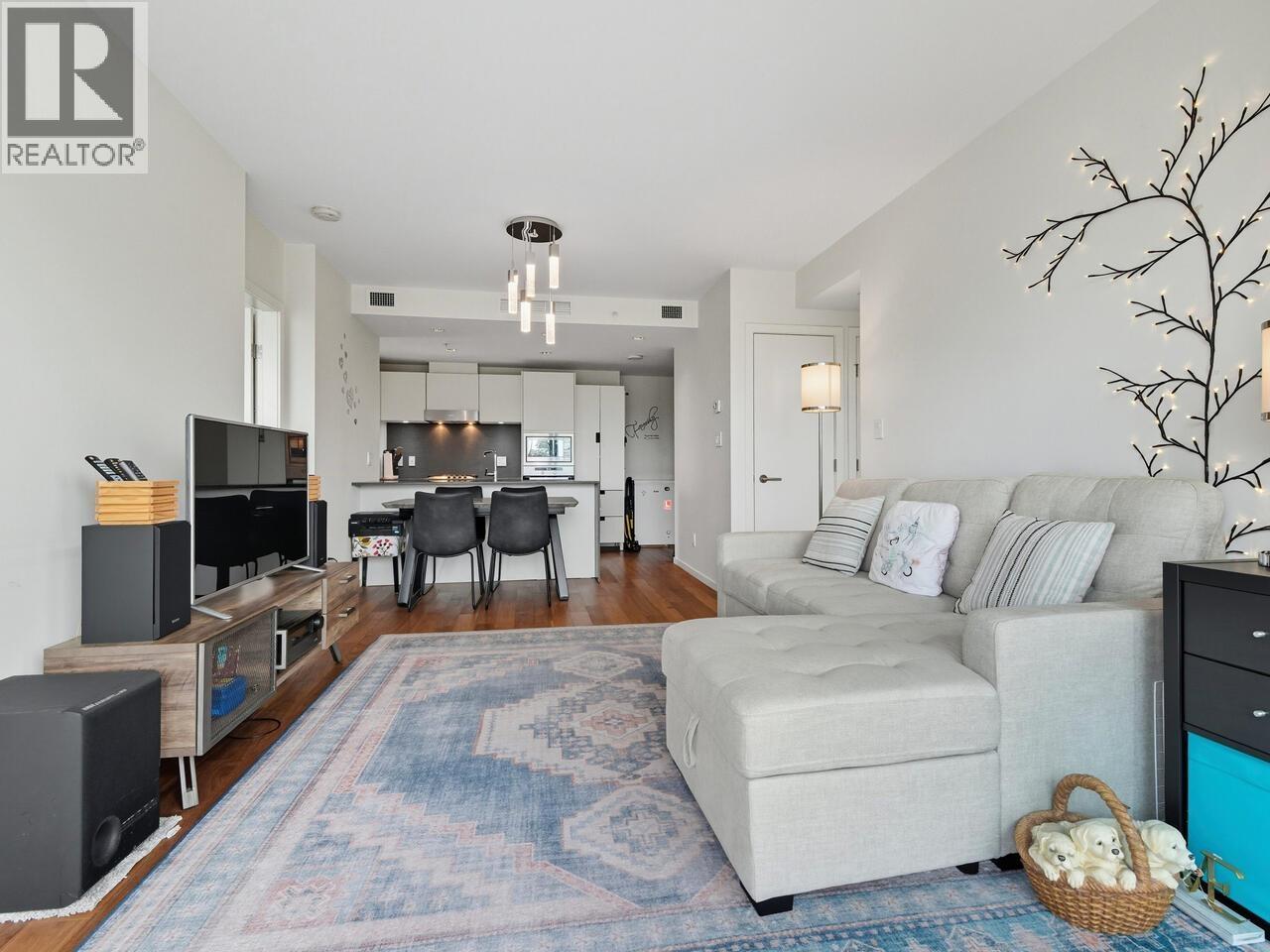 702 8488 CORNISH STREET, Vancouver