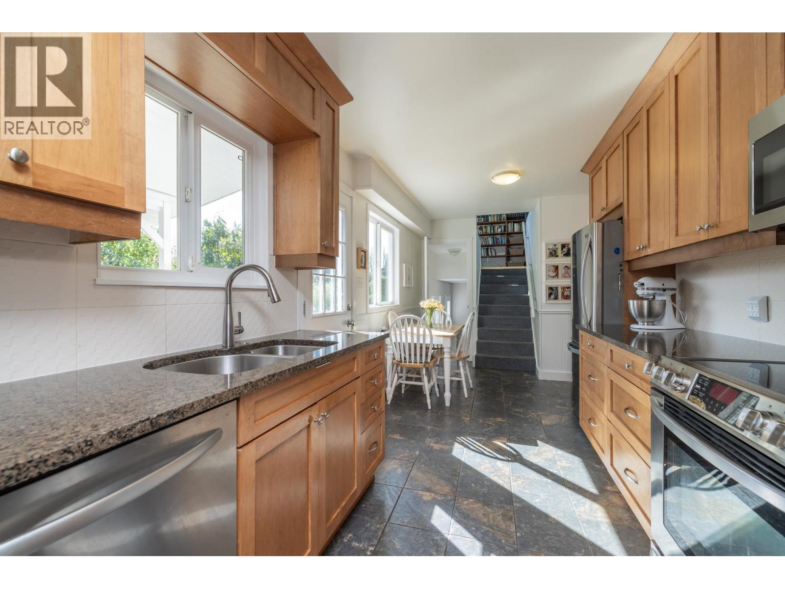 5164 CENTRAL Avenue, Delta
