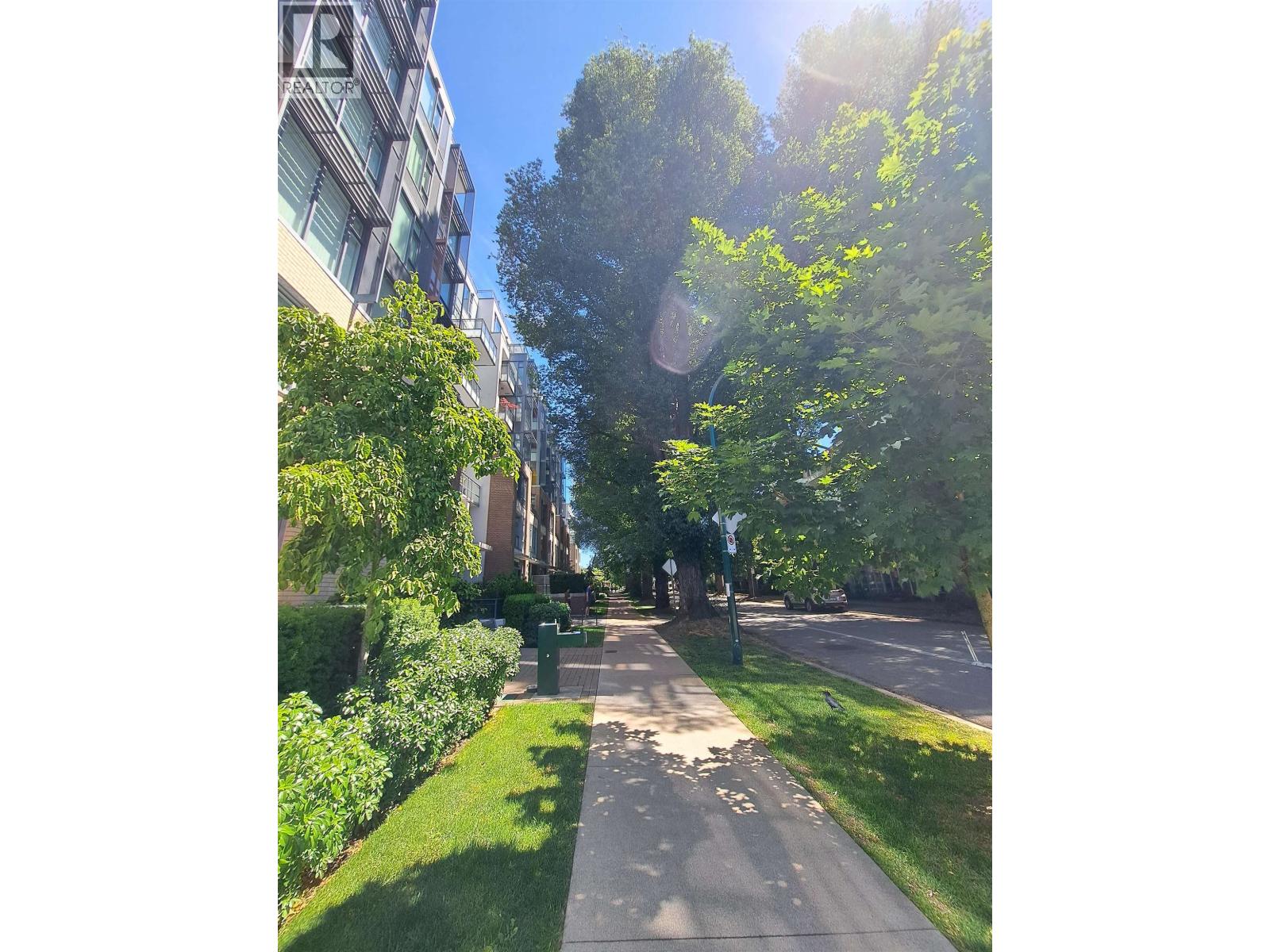 513 2033 WEST 10TH AVENUE, Vancouver