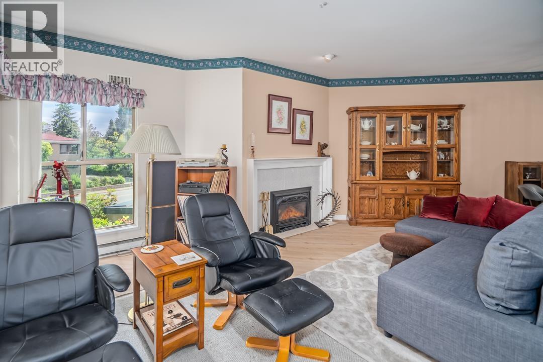 #108-4753 RIVER Road West, Delta