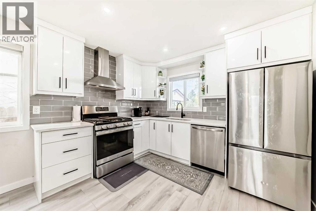 Single Family House Bungalow for Sale in   Avenue NE Pineridge Calgary 