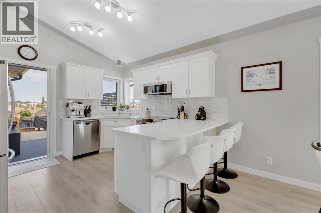 82 Hinshaw Drive West, Sylvan Lake