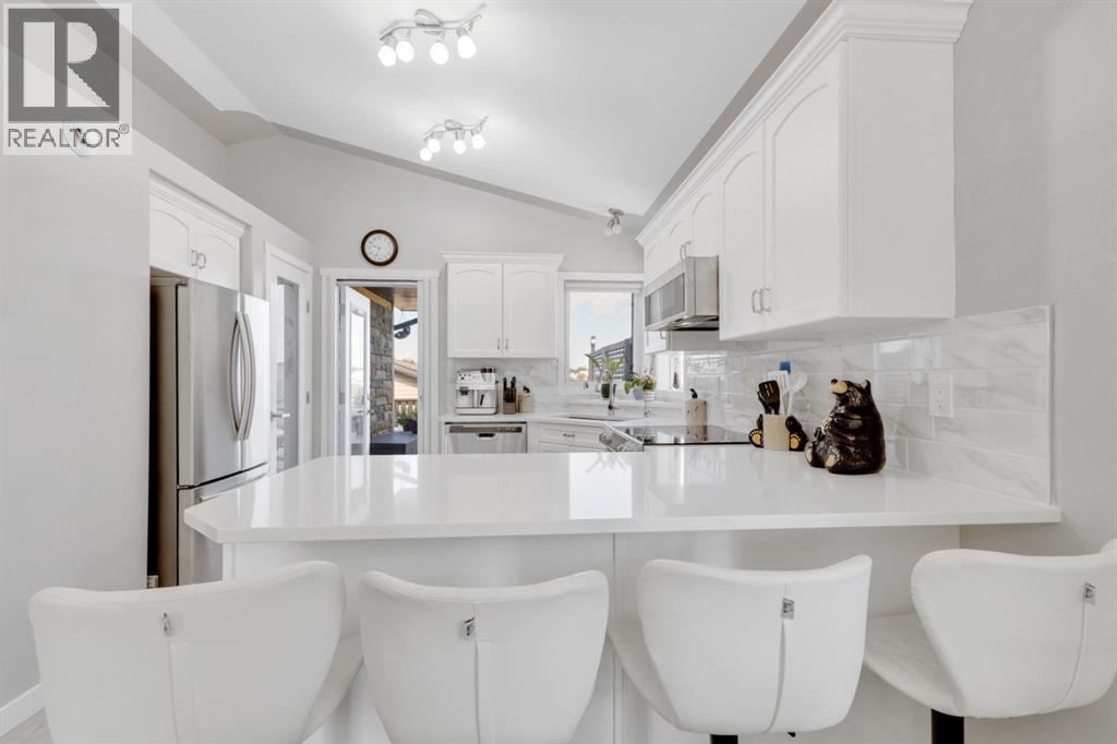 82 Hinshaw Drive West, Sylvan Lake