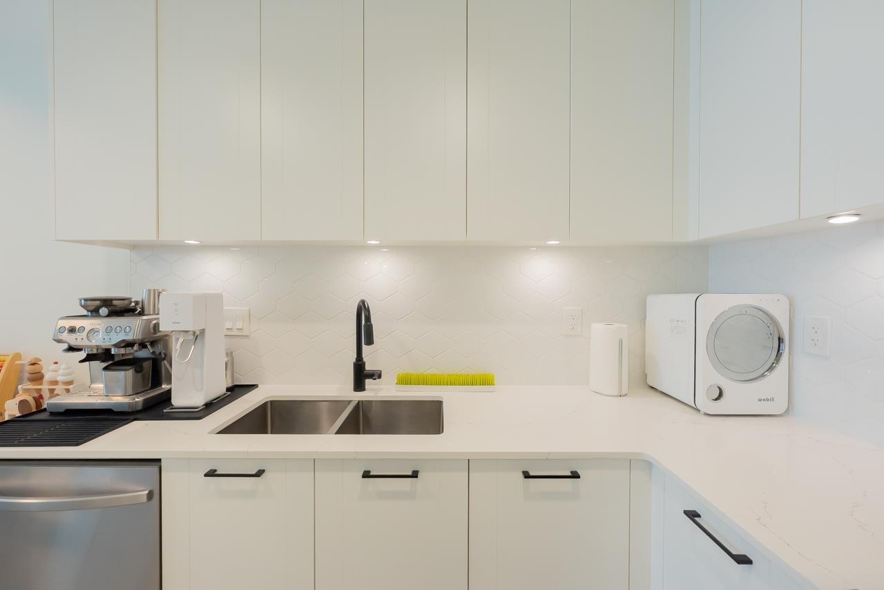 B501 20018 83A AVENUE, Langley