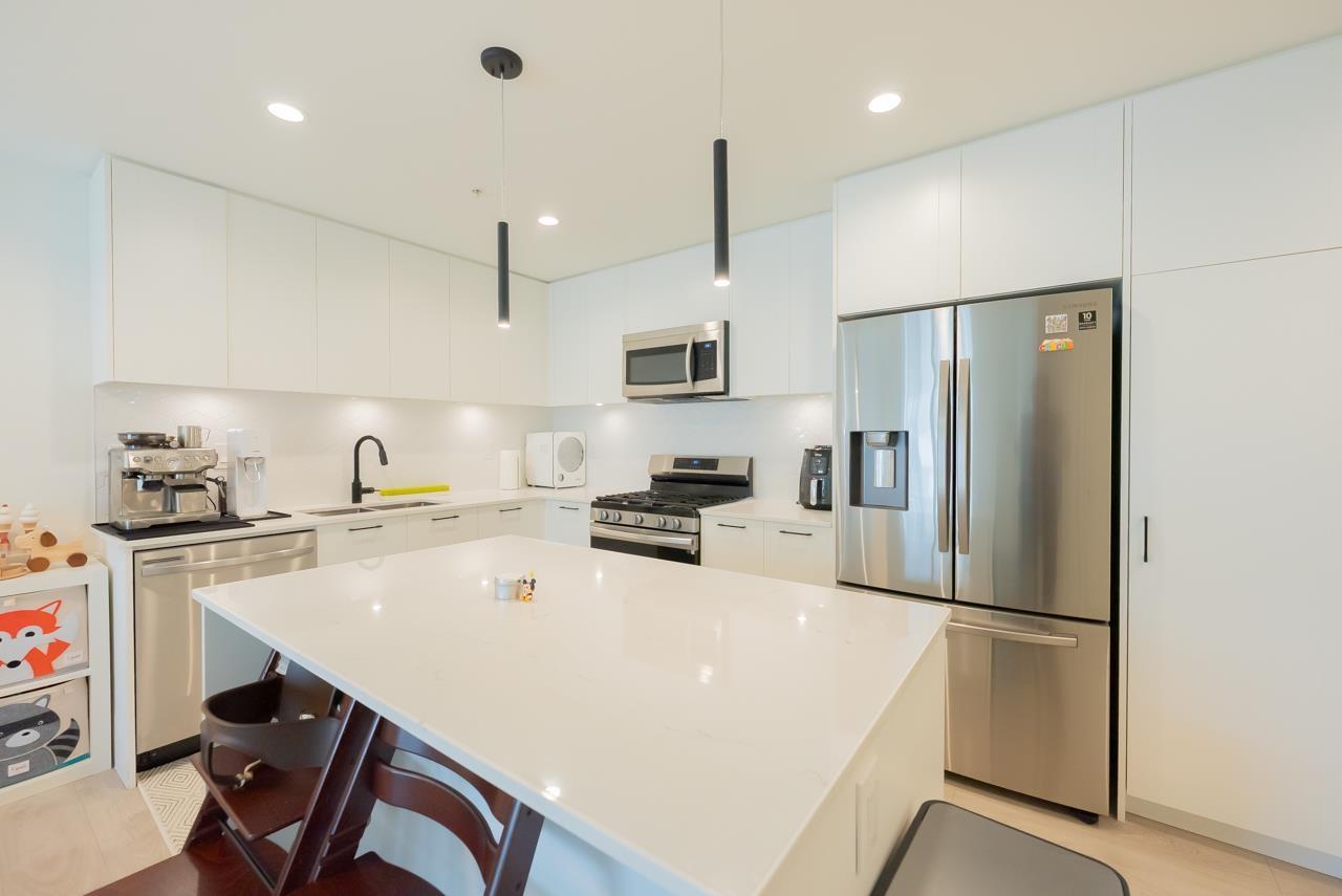 B501 20018 83A AVENUE, Langley
