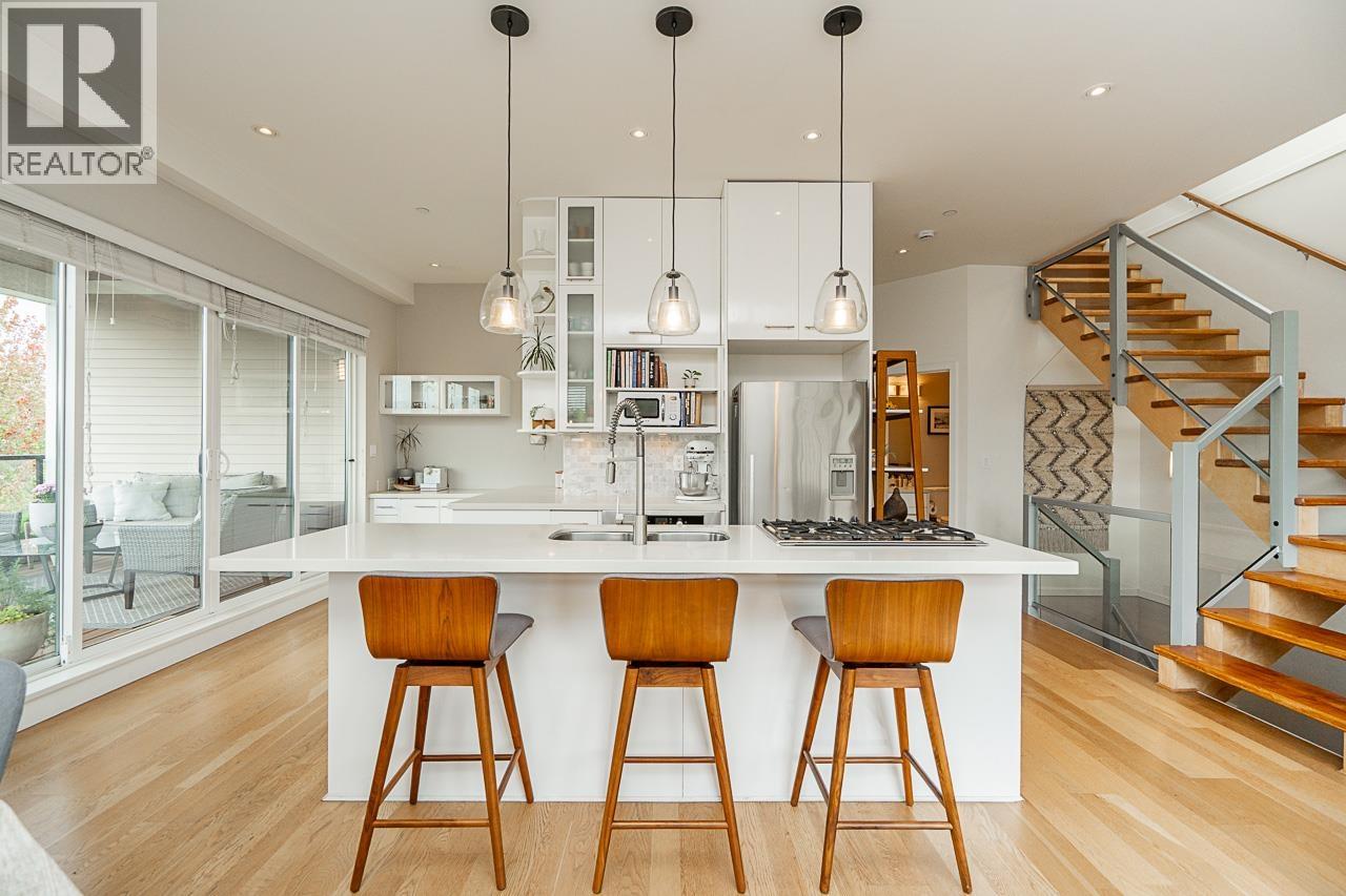 #6-3993 CHATHAM Street, Richmond