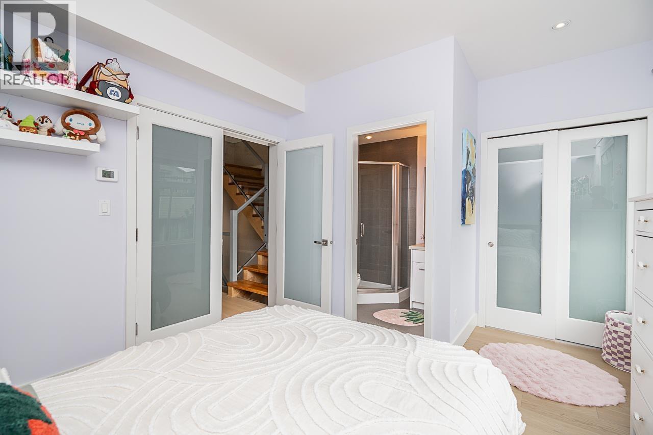 #6-3993 CHATHAM Street, Richmond